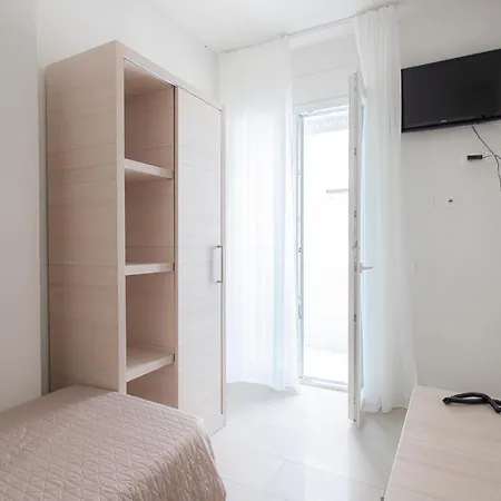 Hotel Primiana 2*