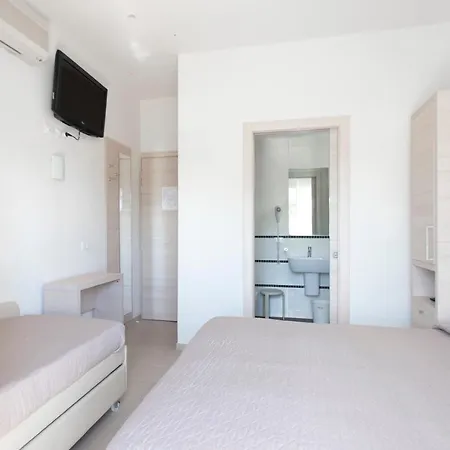 Hotel Primiana 2*