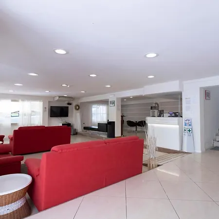 Primiana Hotel 2*