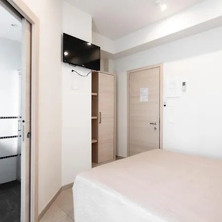 Primiana Hotel 2*