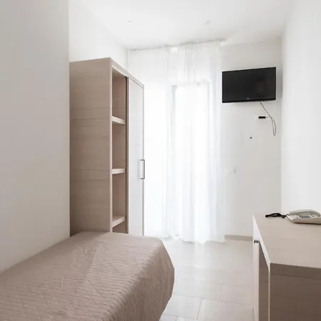 Primiana Hotel 2*