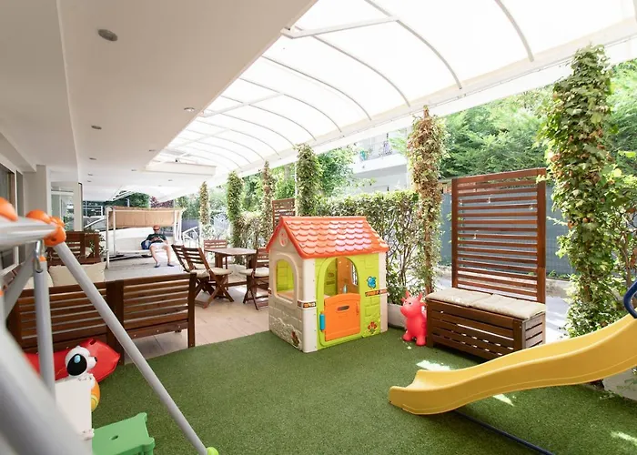 Primiana מלון 2*